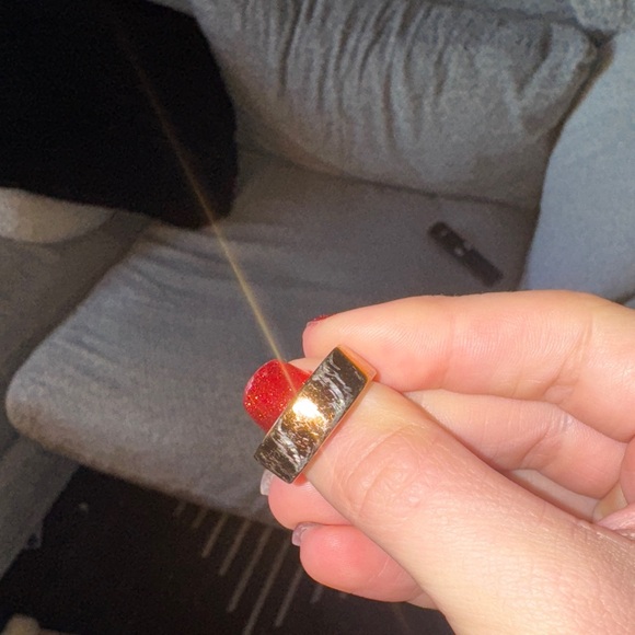 Oura Ring 4 Rose Gold Size 8 - Picture 6 of 7